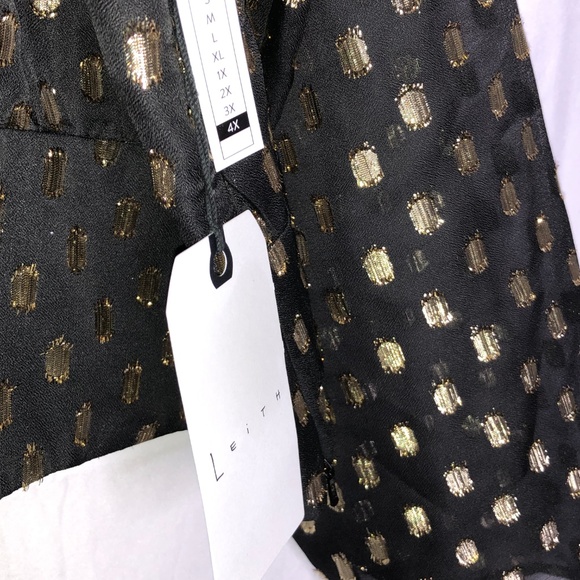 Leith Black V Neck Metallic Gold Cropped Top NWT - Picture 5 of 6